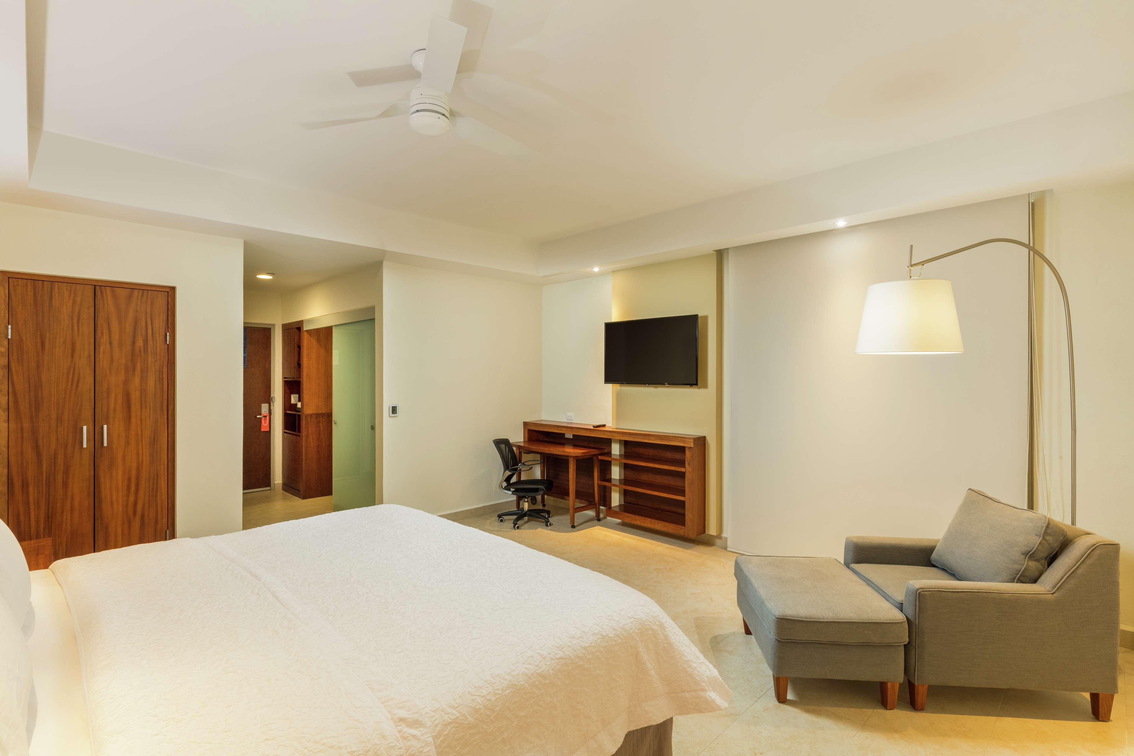 Hampton Inn & Suites By Hilton Los Cabos San José del Cabo Exteriör bild